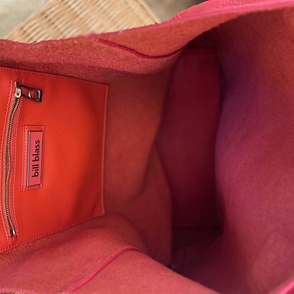 bill blass beautiful bag - Picture 4 of 5